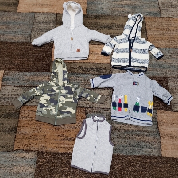 Baby boys size 3-6 months winter sweater, light jacket bundle of 5 - Picture 1 of 5